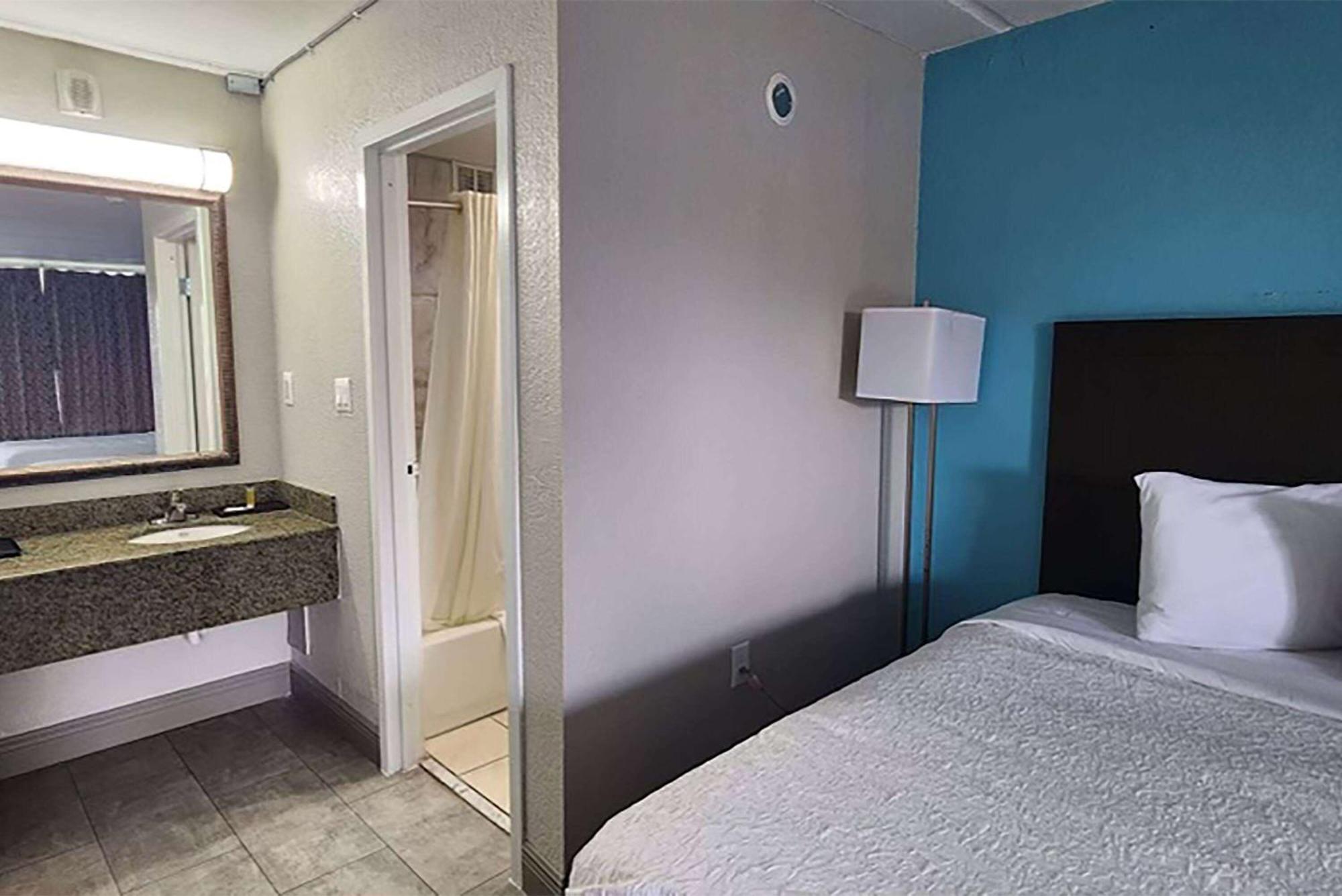 Travelodge By Wyndham Kingsland Ga Εξωτερικό φωτογραφία