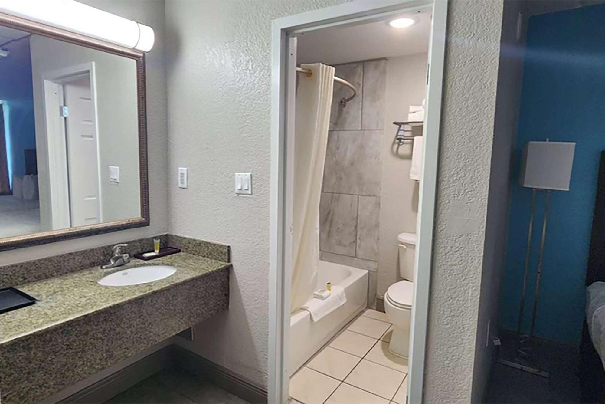 Travelodge By Wyndham Kingsland Ga Εξωτερικό φωτογραφία